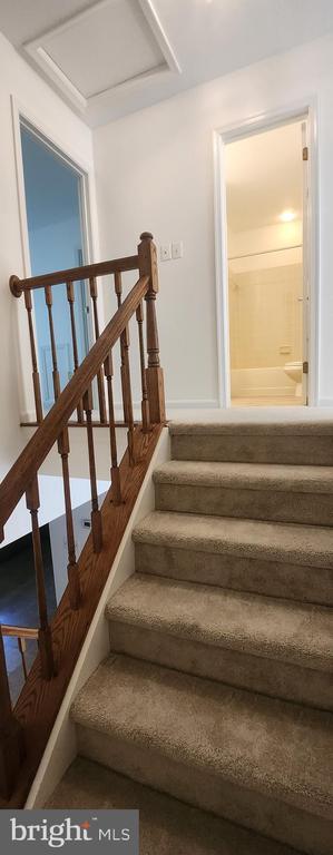 Building Photo - 3955 Pepperidge Ct