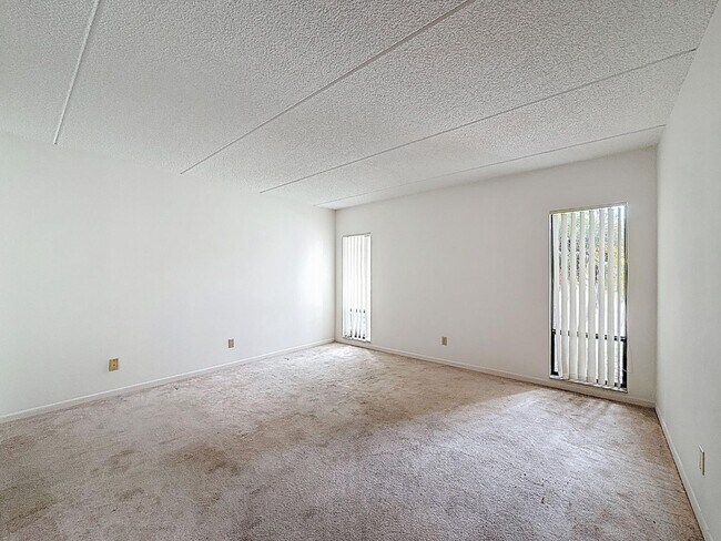 Building Photo - 1200 Tarpon Woods Blvd