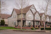 Building Photo - 28839 SW Costa Cir W