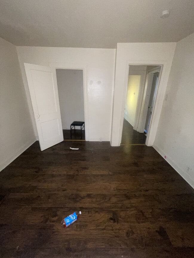 Building Photo - 8356 Strathmore Pl