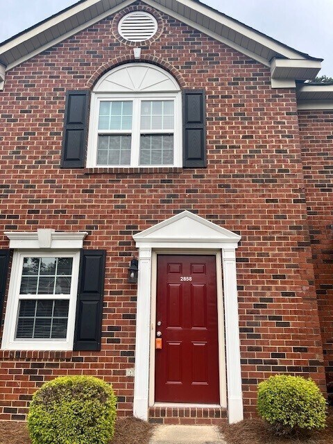 Primary Photo - $500.00 Off First Full Months Rent!