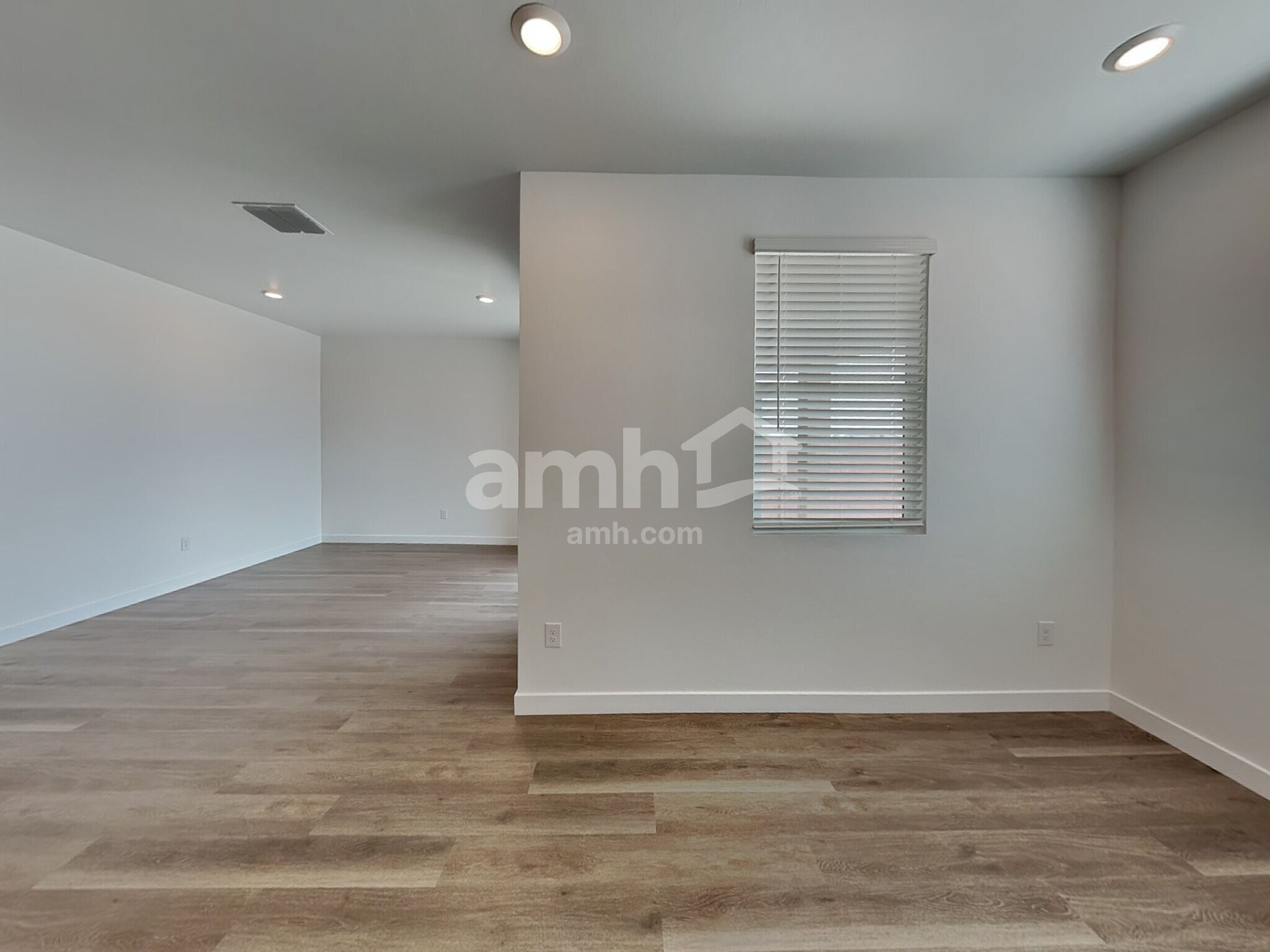 Building Photo - 12323 W Burruel Crk Ln