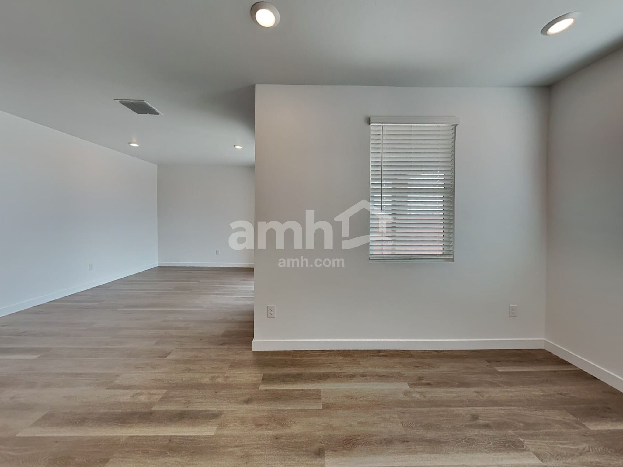 Building Photo - 13107 N Honest Endeavor Wy