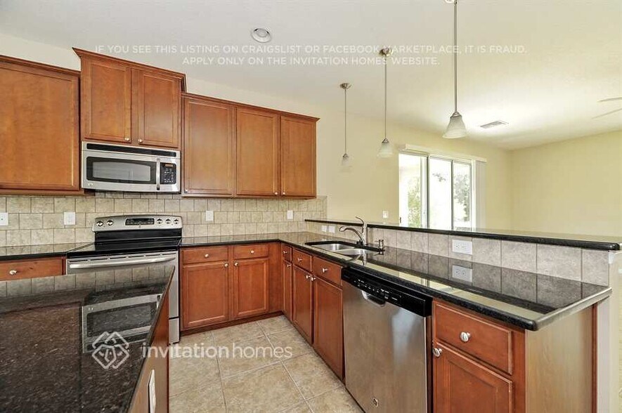 Building Photo - 13004 30th St E