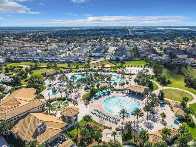 Building Photo - 610 Sticks St