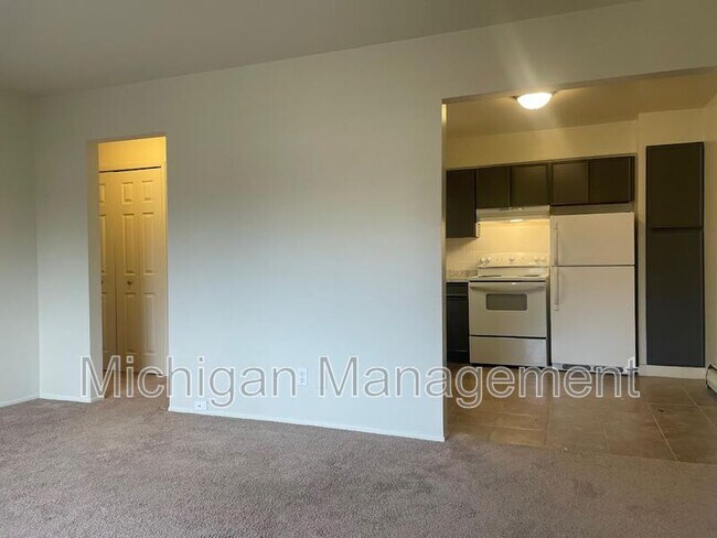 Building Photo - 59425 10 Mile Rd