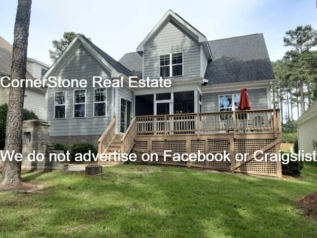 Building Photo - 547 Micahs Way N