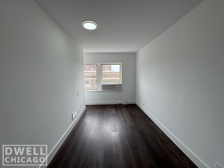 Building Photo - 5600 N Ashland Ave