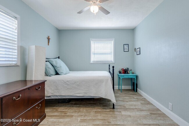 Building Photo - 101 E Dover St