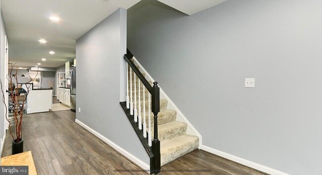 Building Photo - 6805 Lake Anne Ct