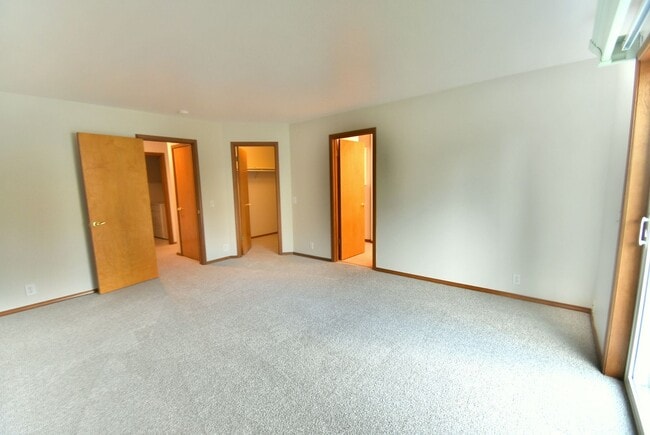 Building Photo - 3bd/2ba Mukilteo Home