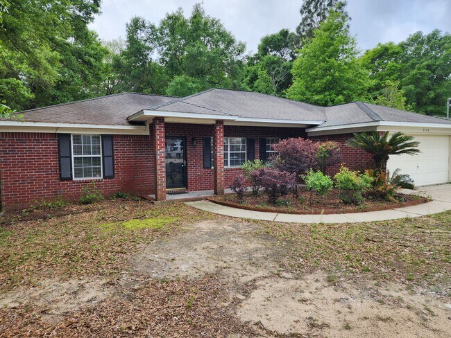 Building Photo - 5729 Bronco Pl