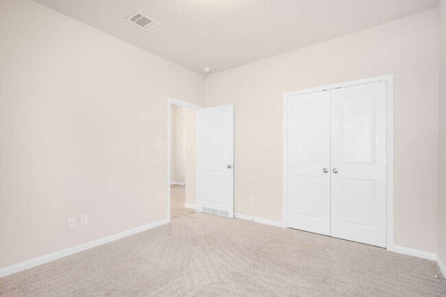 Building Photo - Beautiful 4-Bed, 3-Bath Single-Story Home ...