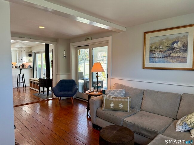 Building Photo - 509 Boston Post Rd