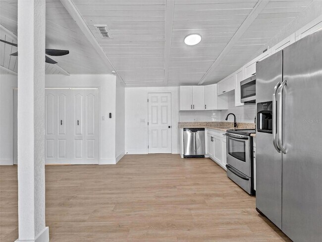 Building Photo - 4613 Irene Loop