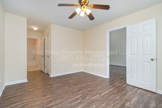 Building Photo - 16849 Greenlawn Hills Ct