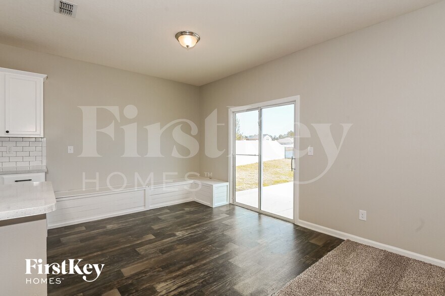 Building Photo - 95179 Timberlake Dr