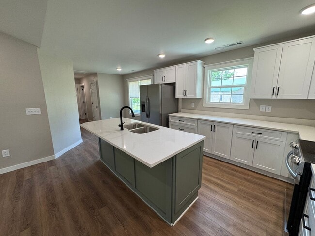 Building Photo - Brand New 3/2 House in Rome- $1,695