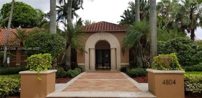 Building Photo - 4844 N State Rd 7