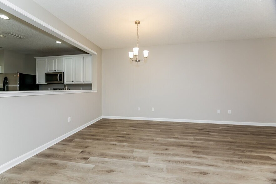 Building Photo - 4103 Crownwood Dr