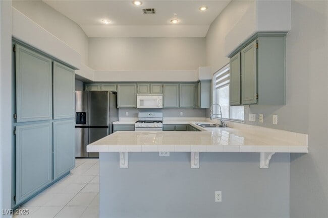 Building Photo - 7782 Top Hat Ave