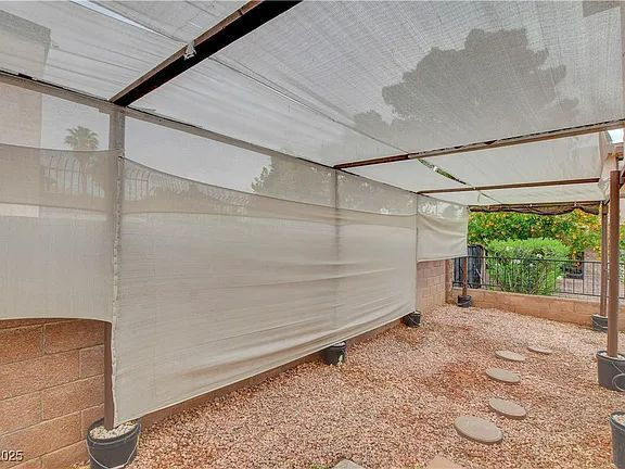 Building Photo - NO MIN CREDIT SCORE REQUIRED, BK OKAY, PAST EVICTION OKAY!, BACKGROUND FRIENDLY. Apply at "The Re...