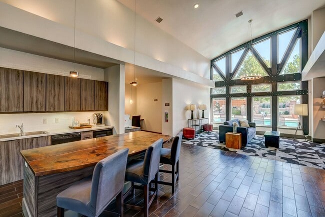 Building Photo - Copper Flats