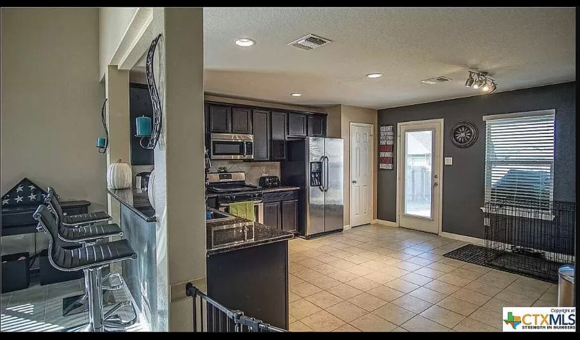 Building Photo - 2502 Diamondback Trl