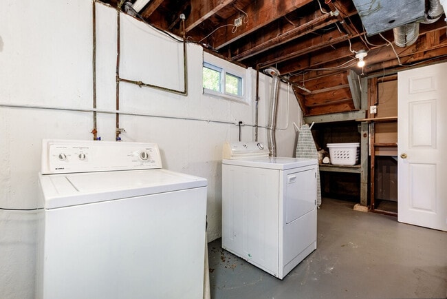 Building Photo - 4423 Vance Ave