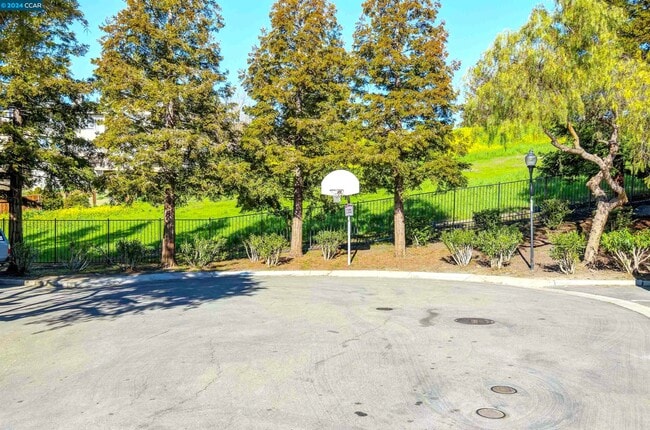 Building Photo - 4378 Conejo Dr
