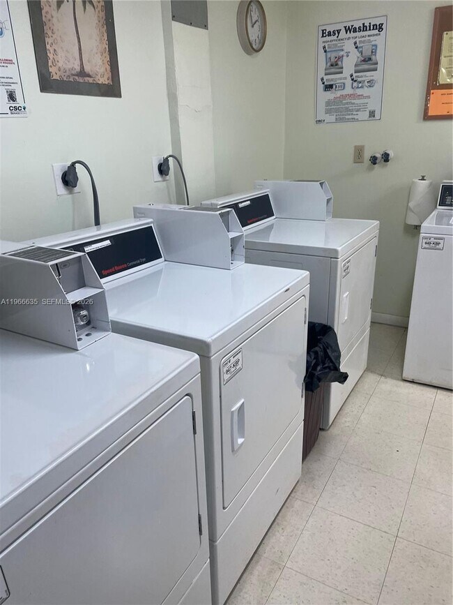 Building Photo - 4881 NW 22nd St