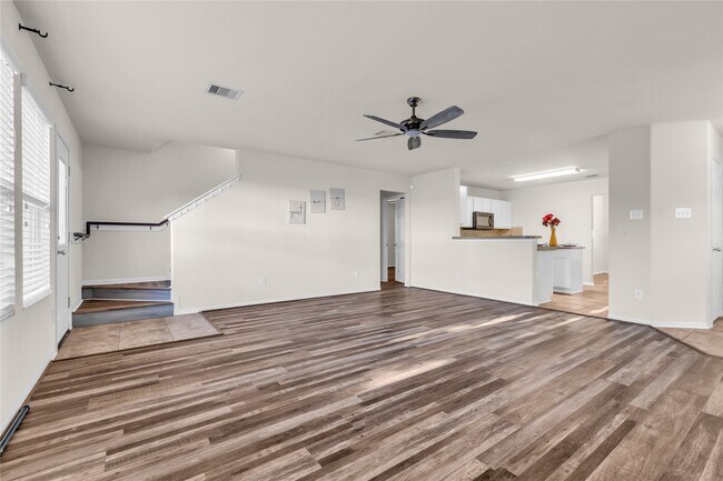Building Photo - 3050 Thicket Path Way