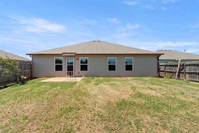 Building Photo - 13244 Beekman Dr