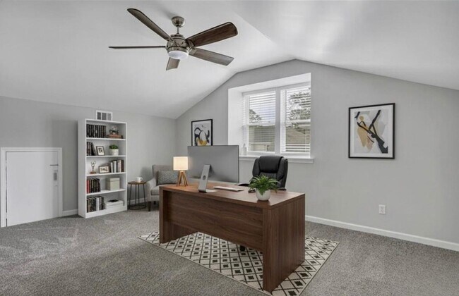 Building Photo - 1 Sunny Ct