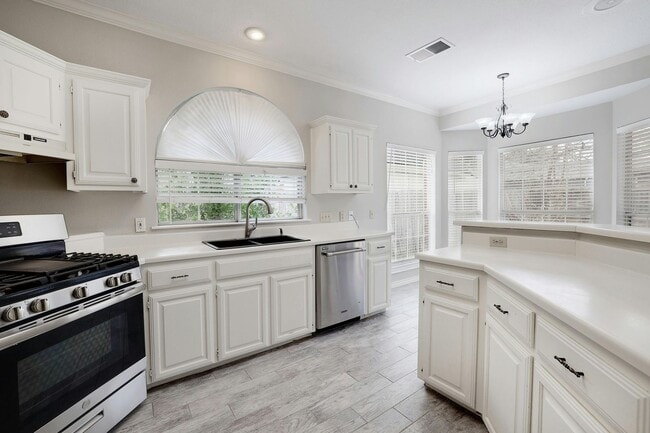 Building Photo - Picturesque 3/2 one Story Cedar Park home across from CPHS