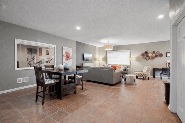 Building Photo - Carver Ridge Townhomes