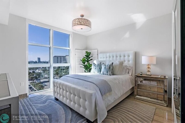 Building Photo - 101 S Fort Lauderdale Beach Blvd