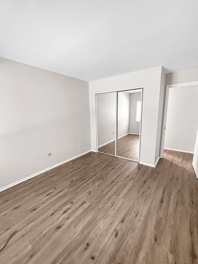 Building Photo - One Bedroom Condo in Moon Township!!