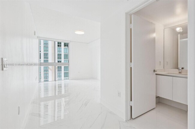 Building Photo - 330 Sunny Isles Blvd