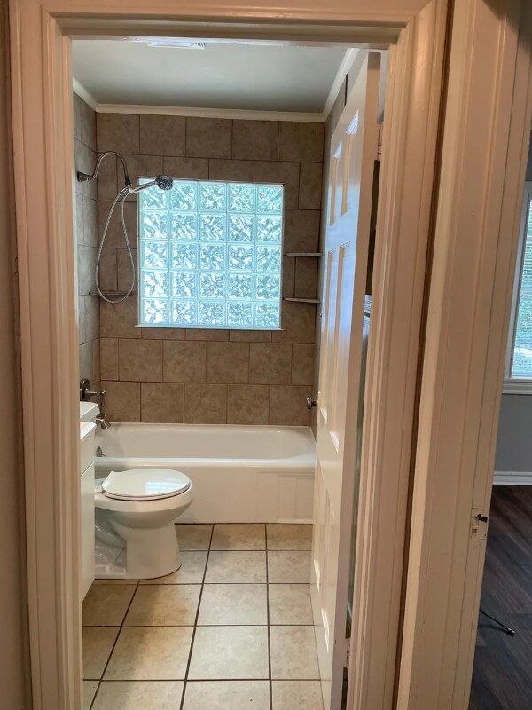 Building Photo - 921 N 32nd St