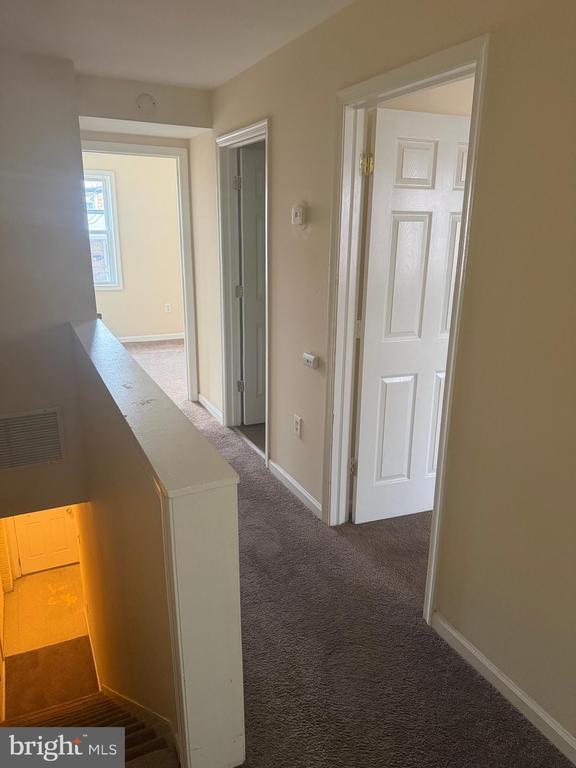 Building Photo - 1008 Clifton Ave