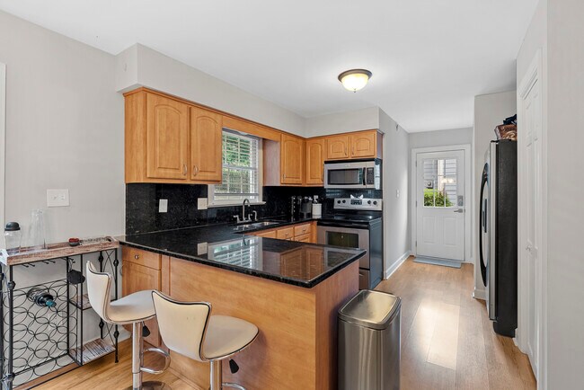 Building Photo - 8313 Bellingham Cir