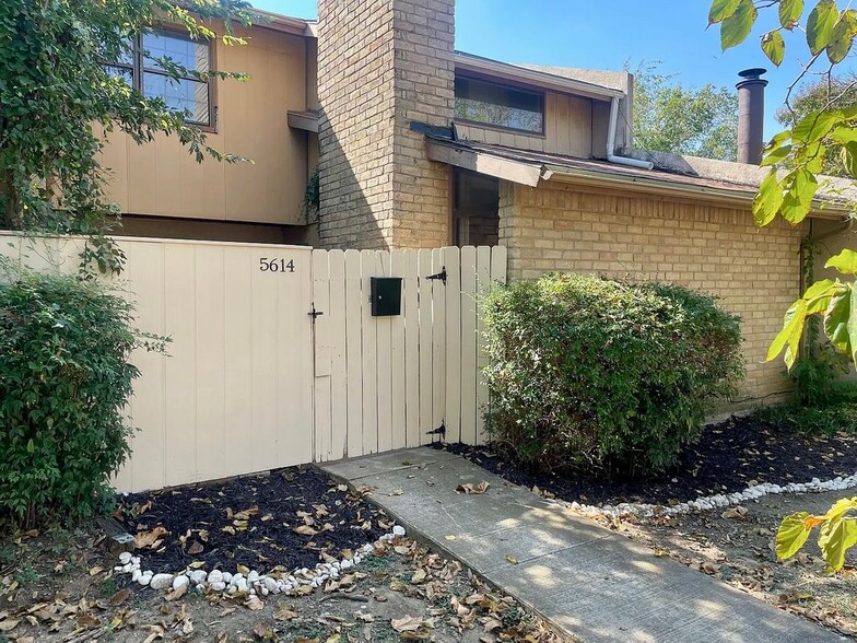 Building Photo - 5614 Harvest Hill Rd