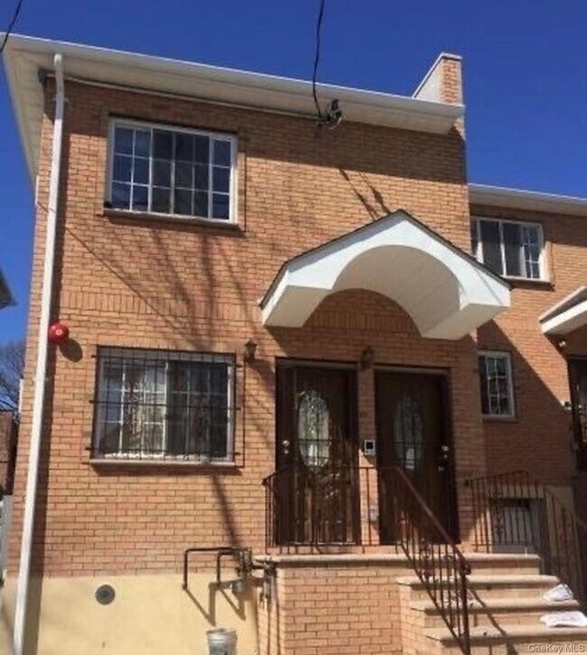 Primary Photo - 2057 Strang Ave