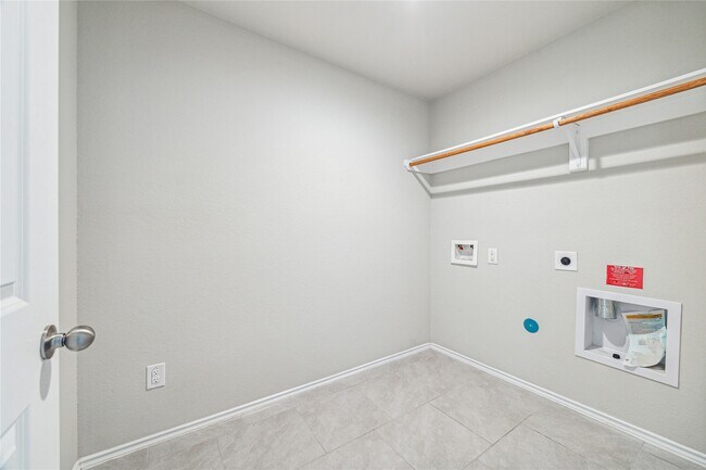 Building Photo - 23618 Bluewood Trace
