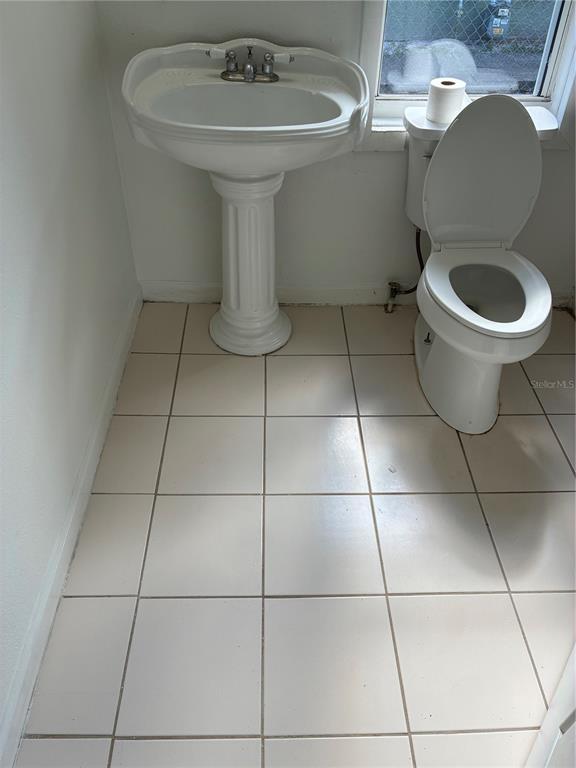 Building Photo - 812 Marion St