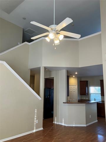 Building Photo - 509 Creekview Dr