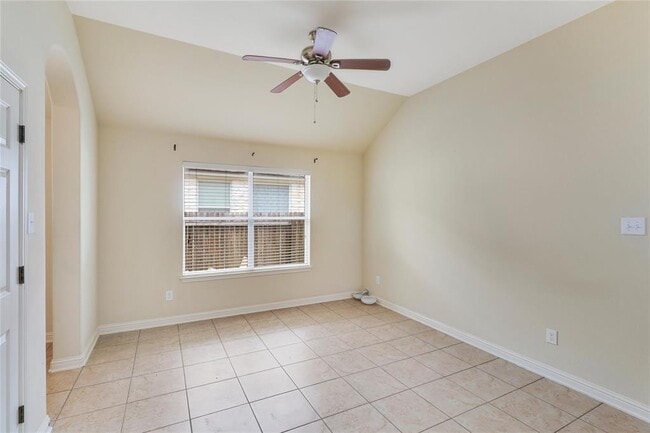 Building Photo - 3608 Glastonbury Trail