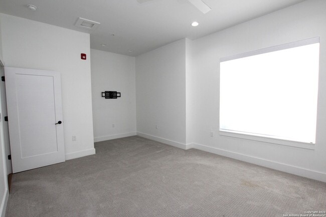 Building Photo - 203 Paschal St