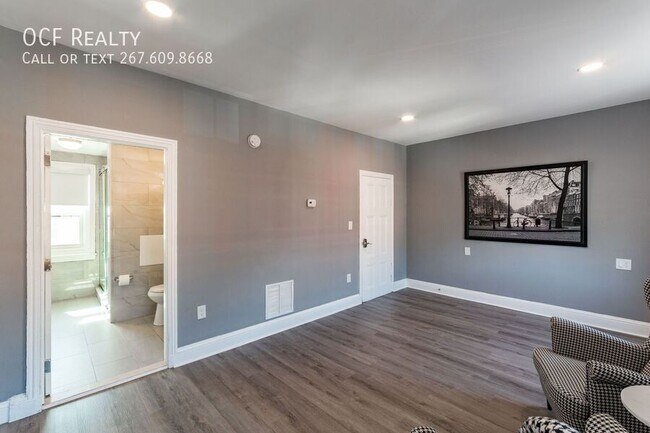 Building Photo - 1620 Mt Vernon St